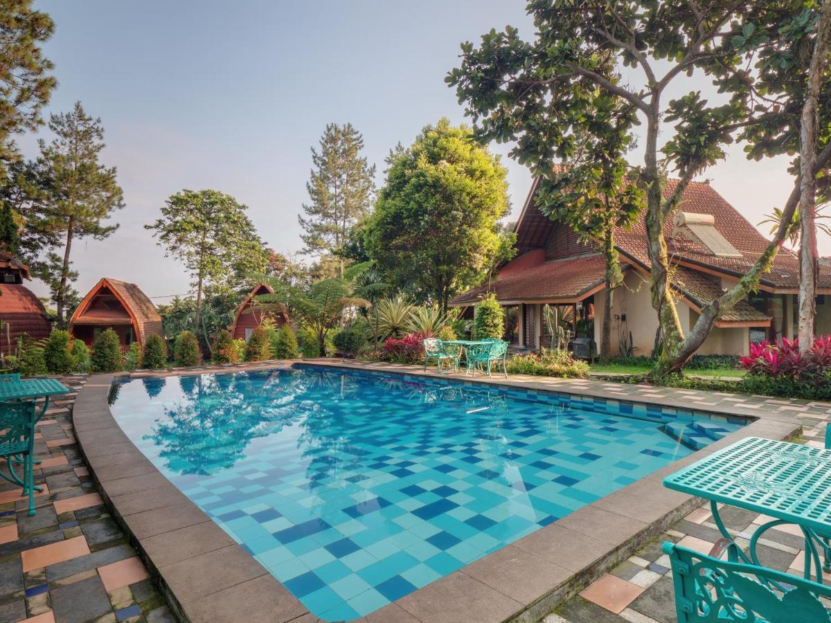 The Village Resort Bogor Luaran gambar
