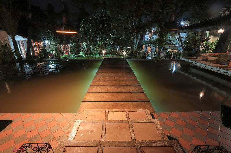 The Village Resort Bogor Luaran gambar